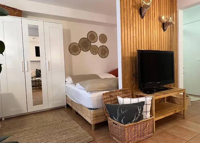 Spannort Family Home With Common Kitchen And Self Check-In