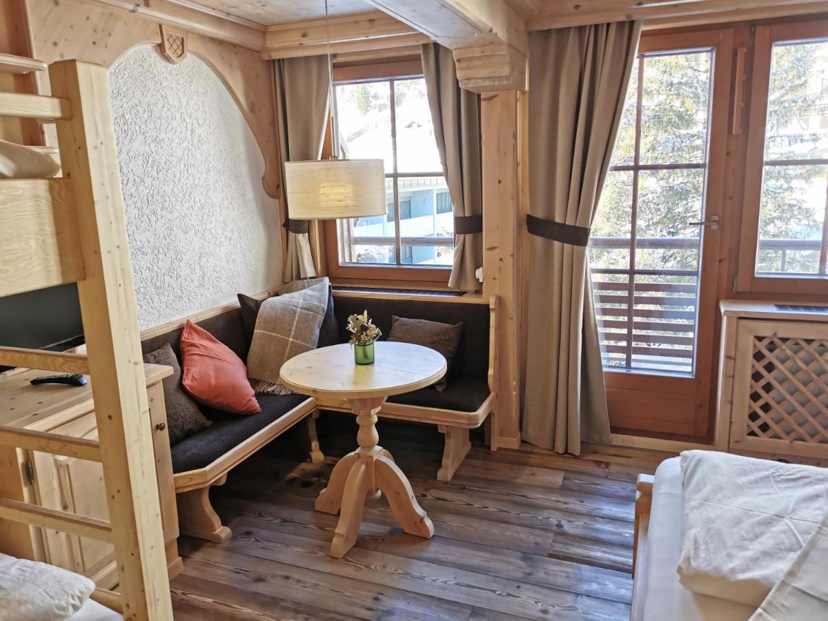 Spannort Family With Common Kitchen And Self Check-in होटल Engelberg